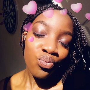 Meet your Posher, Markay